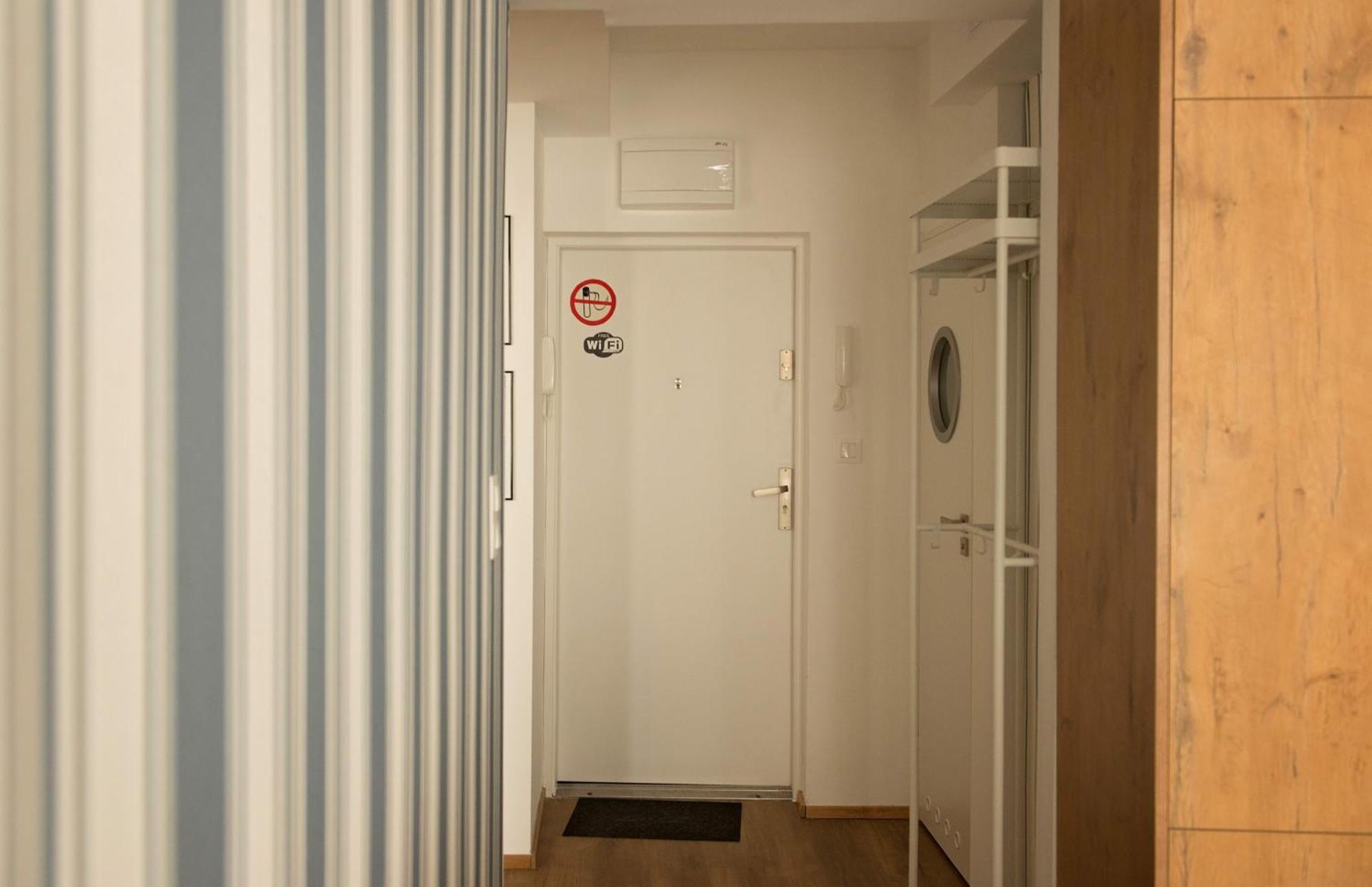 Rodzina W Centrum Gdyni Apartment กดิเนีย ภายนอก รูปภาพ